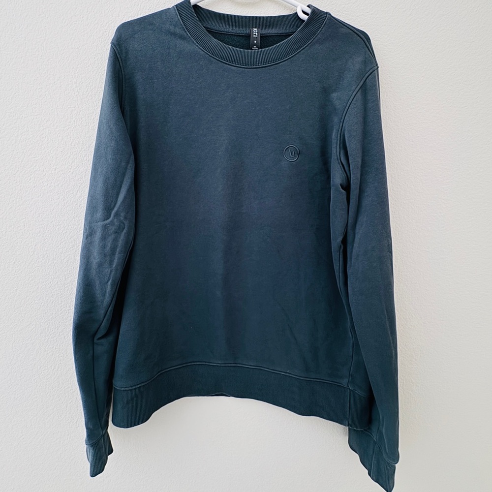 Vuori Crewneck Sweatshirt – Men’s Medium – Teal